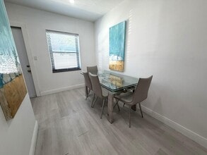 801 NE 19th Ave in Fort Lauderdale, FL - Building Photo - Building Photo