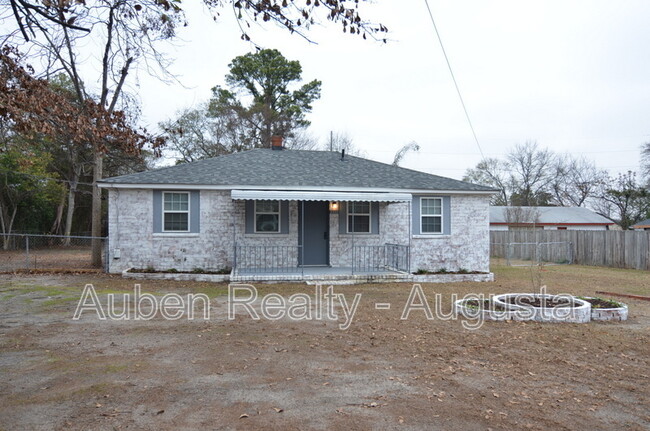 2111 Cadden Rd in Augusta, GA - Foto de edificio - Building Photo