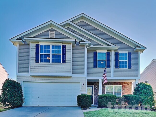 2918 Tall Oaks Dr in Dallas, NC - Foto de edificio - Building Photo