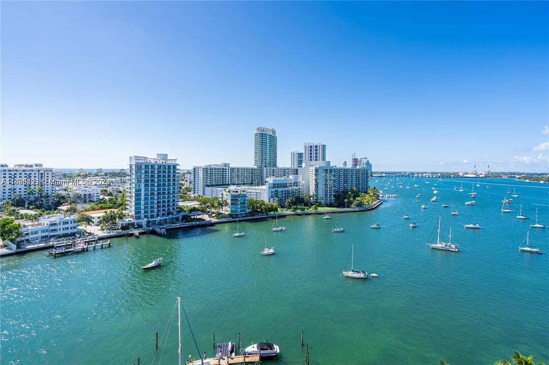 20 Island Ave, Unit 1415 in Miami Beach, FL - Building Photo