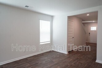 139 Painted Lady Lp in Bloomingdale, GA - Building Photo - Building Photo