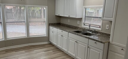 6803 Waters Ave in Savannah, GA - Building Photo - Building Photo