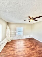 2923 Azle Ave in Fort Worth, TX - Building Photo - Building Photo