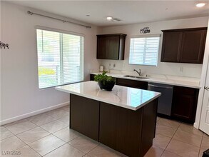 3526 Golden Chariot Ave in Las Vegas, NV - Building Photo - Building Photo