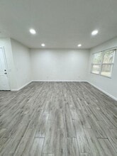 Timbers Apartments in Silsbee, TX - Foto de edificio - Interior Photo