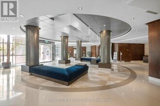 410 Queens Quay W in Toronto, ON - Building Photo - Building Photo