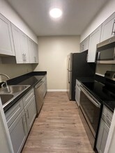 240 Harmon Ave in Panama City, FL - Building Photo - Building Photo
