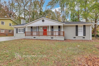 3724 Manhattan Dr in Decatur, GA - Building Photo - Building Photo