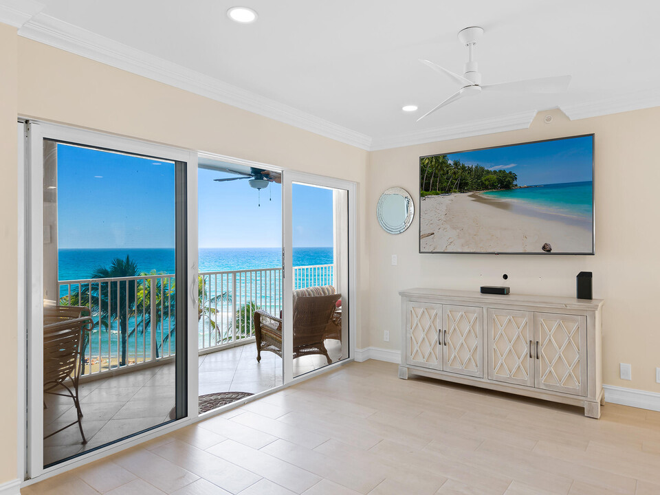 3101 S Ocean Blvd in Highland Beach, FL - Building Photo