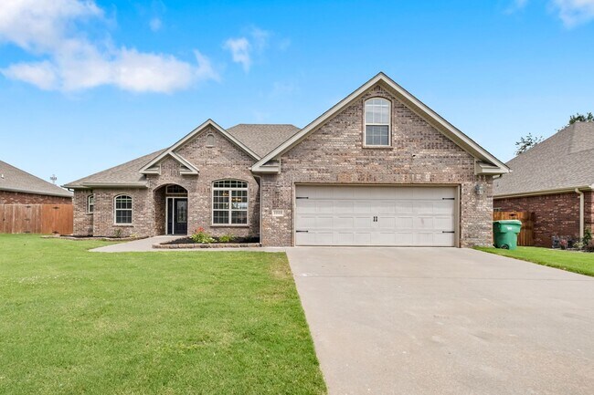property at 1048 Tarah Knolls Cir