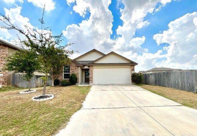 13424 Whisper Xing in San Antonio, TX - Building Photo - Building Photo