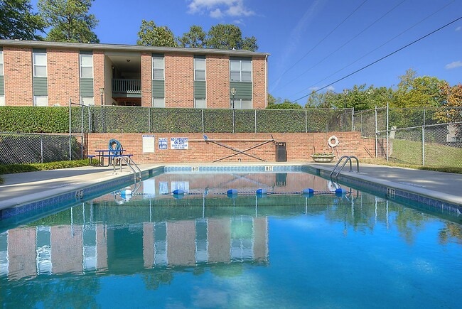 Springtree Apartments in Columbia, SC - Building Photo - Building Photo