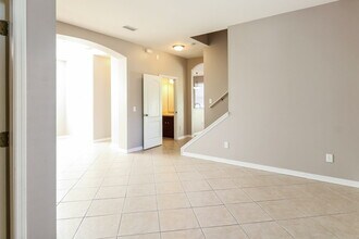 7926 Citrus Blossom Dr in Land O Lakes, FL - Foto de edificio - Building Photo