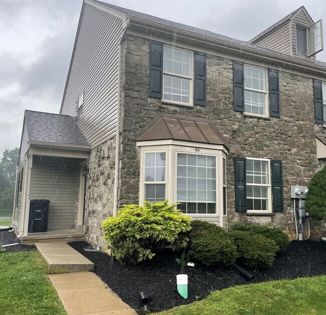 30 Covington Ct in Mount Joy, PA - Building Photo - Building Photo