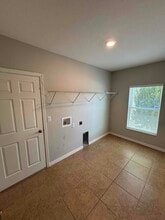426 Kestrel Dr in Groveland, FL - Building Photo - Building Photo
