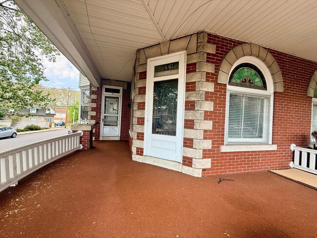441 Walnut St in Denver, PA - Building Photo - Building Photo