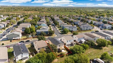 723 Ridingate Farm in San Antonio, TX - Building Photo - Building Photo