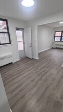 266 West 236 Street, Unit 1st Floor in Bronx, NY - Building Photo - Building Photo