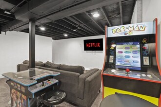 5488 Fernwood Ln in Loves Park, IL - Building Photo - Building Photo