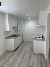 3020-4 Quartz Lane in Fullerton, CA - Foto de edificio - Building Photo