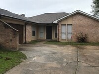 17822 Wild Willow Ln