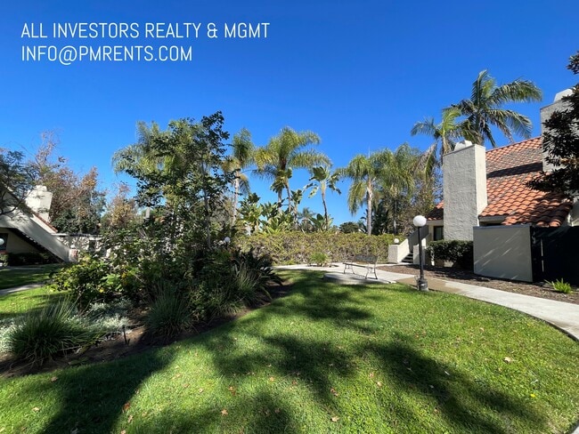 property at 313 N Melrose Dr