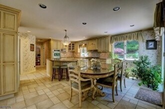 19 Lea Pl in Rockaway, NJ - Building Photo - Building Photo