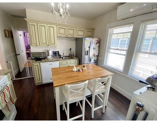 8 Kahler Ave-Unit -2 in Milton, MA - Building Photo - Building Photo