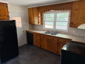 1609 Woodrow Ave in Dublin, GA - Building Photo - Building Photo