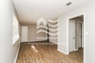 2640 Greenfield Ave in Jackson, MS - Foto de edificio - Building Photo