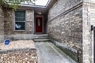 7410 Clear Point in San Antonio, TX - Building Photo - Building Photo