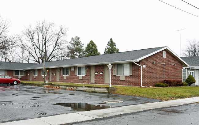 Brookside Apartments in Findlay, OH - Building Photo - Building Photo