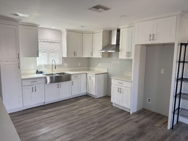 14117 Light St in Whittier, CA - Building Photo - Building Photo