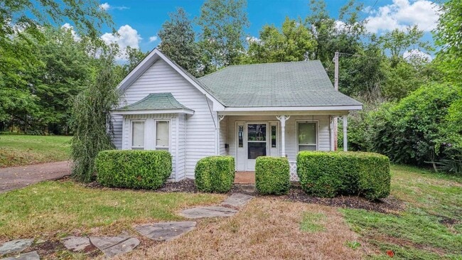 property at 521 W College St