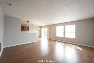 5653 Valhalla Way in Indianapolis, IN - Building Photo - Building Photo