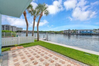 874 Jeffery St in Boca Raton, FL - Building Photo - Building Photo