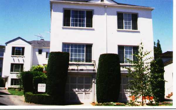 140 Dartmouth Rd in San Mateo, CA - Building Photo - Building Photo