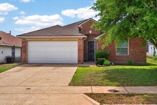 154 High Harvest Rd in Dallas, TX - Building Photo