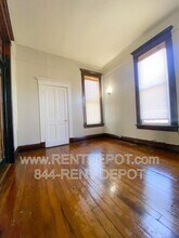 412 E Riverside Dr in Evansville, IN - Building Photo - Building Photo