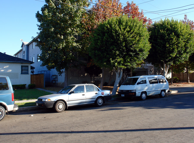 219 W Lime St in Inglewood, CA - Foto de edificio - Building Photo