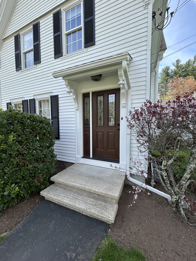 34B Bridge St