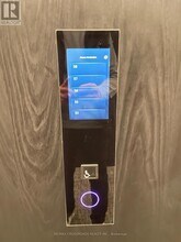 88 Queen St E in Toronto, ON - Building Photo - Building Photo