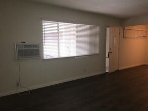 10424-10425 Parr Ave in Los Angeles, CA - Building Photo - Building Photo