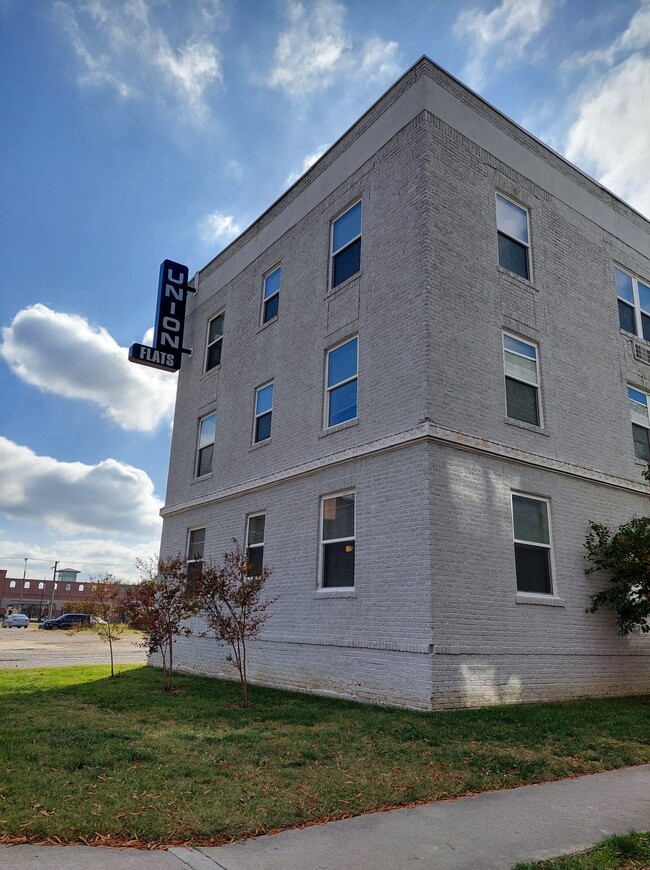 Union Flats in Petersburg, VA - Building Photo - Building Photo