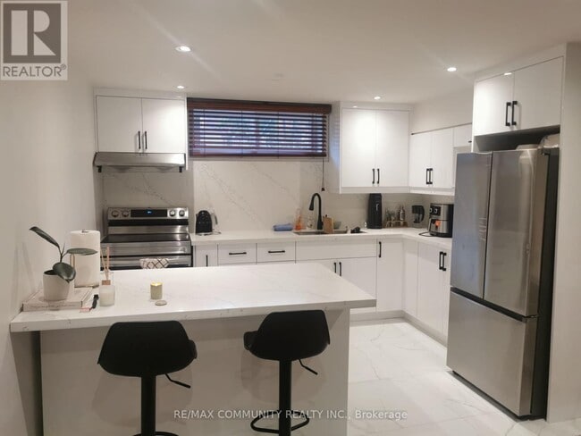 property at 26 Sedgemount Dr