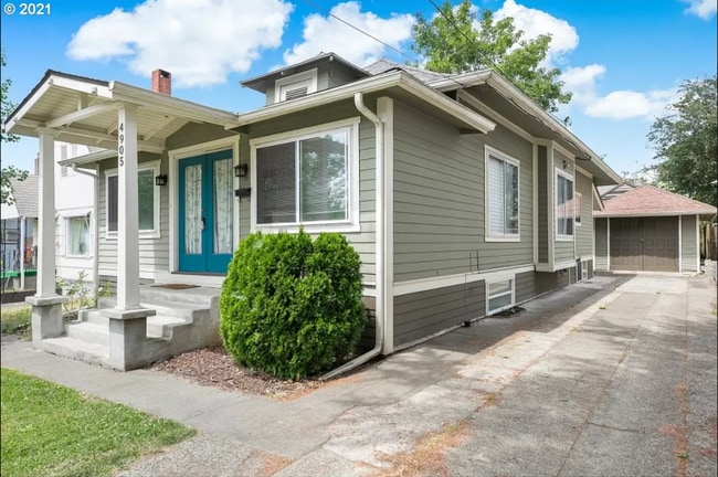 property at 4905 SE Sherman St