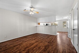1841 River Crossing Cir in Austin, TX - Building Photo - Building Photo