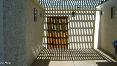 2061 N Recker Rd in Mesa, AZ - Building Photo - Building Photo