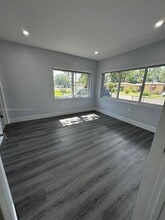 1230 NW 70th St in Miami, FL - Building Photo - Building Photo