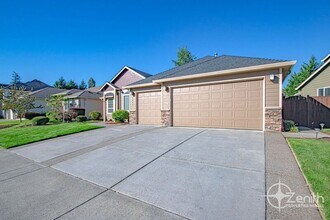 3013 NW Astor St in Camas, WA - Building Photo - Building Photo